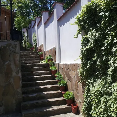 Zlatnoto Pile Restaurant &