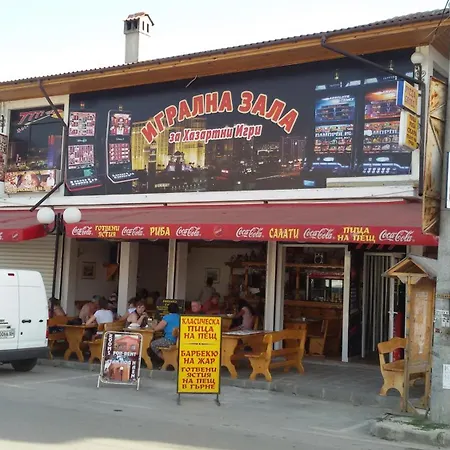 Zlatnoto Pile Restaurant & Kranevo